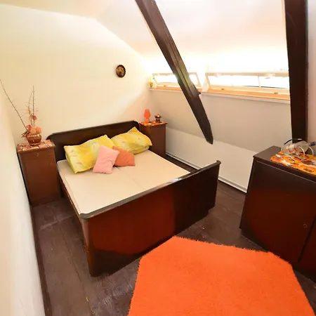 Detached Holiday Home With 5 Bedrooms And Billiards In Northern Bohemia * Krásná Lípa