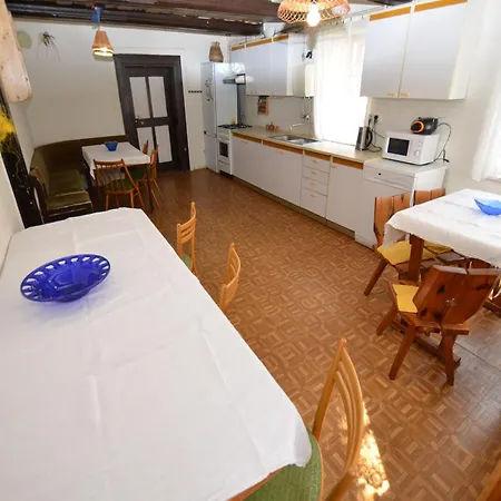 Nyaraló Detached Holiday Home With 5 Bedrooms And Billiards In Northern Bohemia *