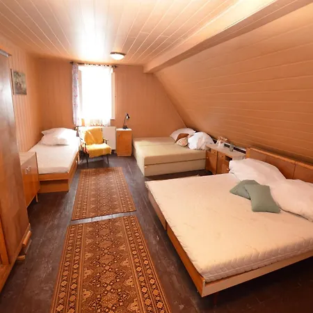 Detached Holiday Home With 5 Bedrooms And Billiards In Northern Bohemia Nyaraló *